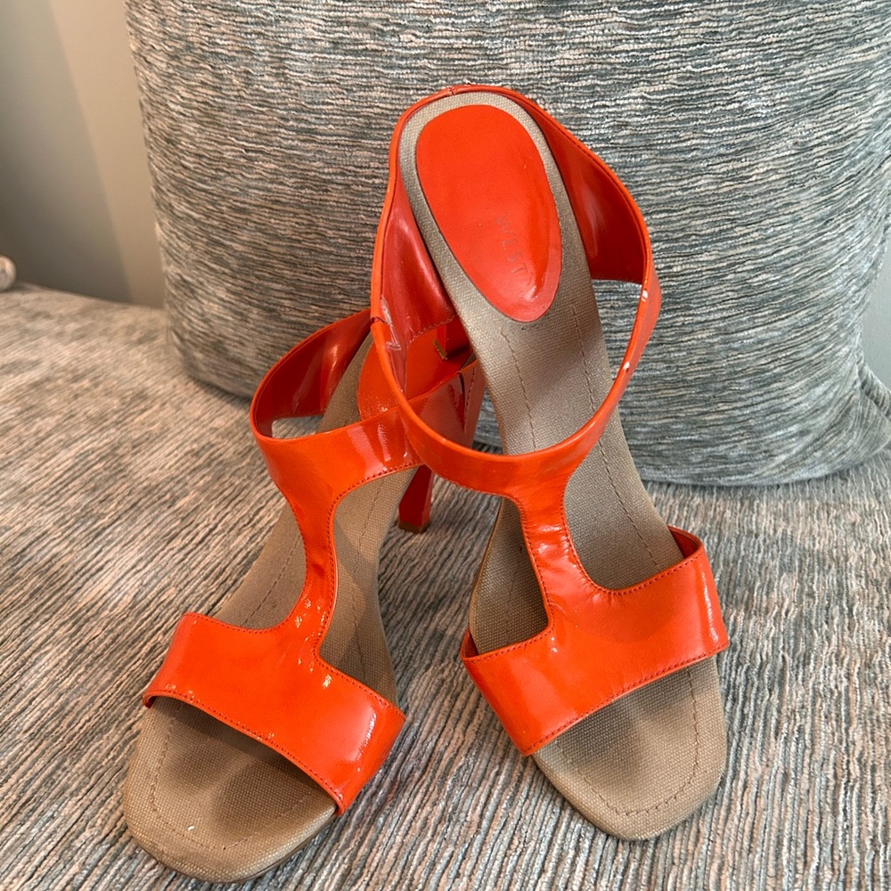 Nine West Vibrant Tangerine Orange Heels